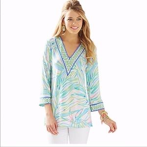 Lilly Pulitzer Pastel Multi-Color V-Neck Tunic - EUC